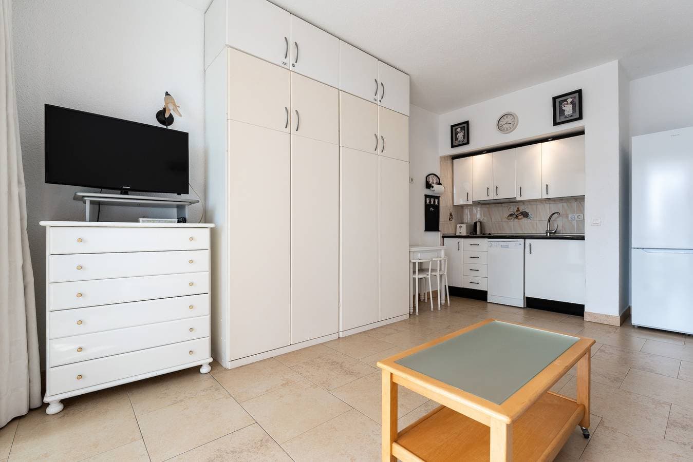 Foto 9 von 20: Einzimmerapartment 'Sunny' mit Blick auf den Hafen, Wi-Fi und Klimaanlage