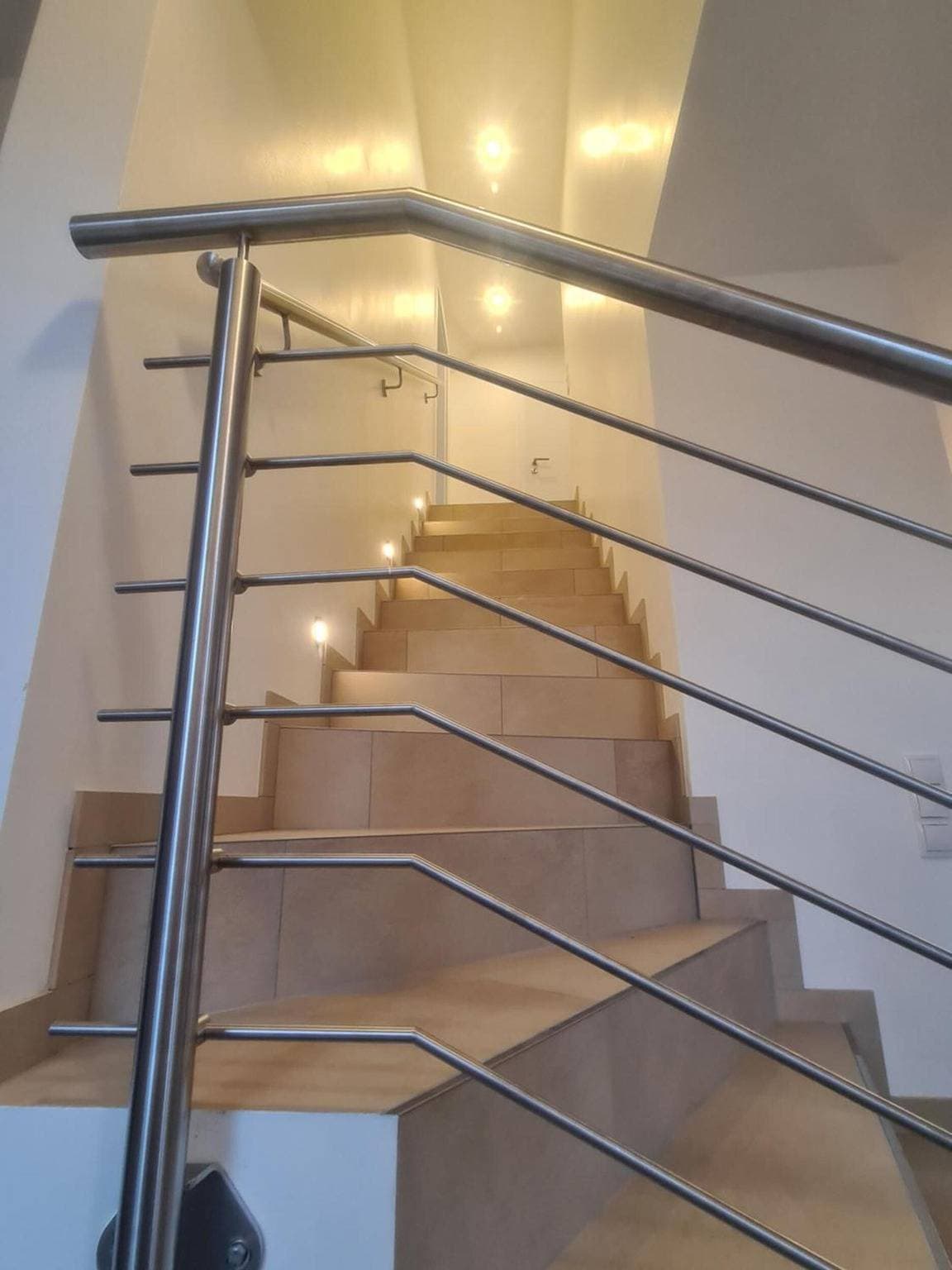 Foto 8 von 10: Ferienhaus 'Emily' mit Seeblick, privater Terrasse und Wi-Fi