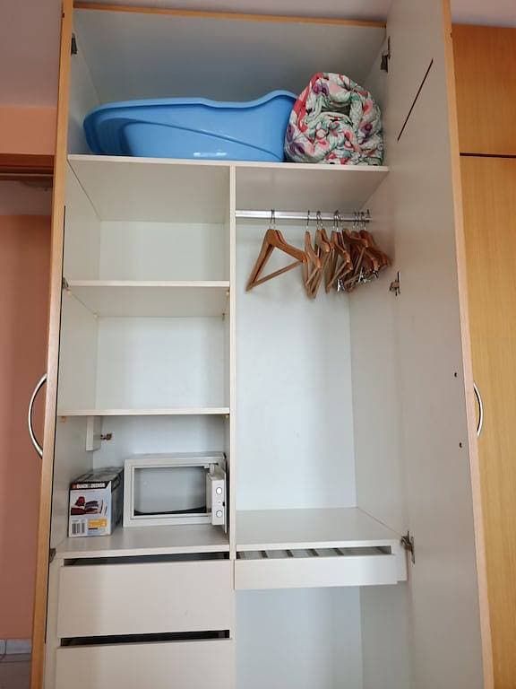 Foto 11 von 19: 2 Bed Apartment Sleeps 4 - Pool & Private Garden