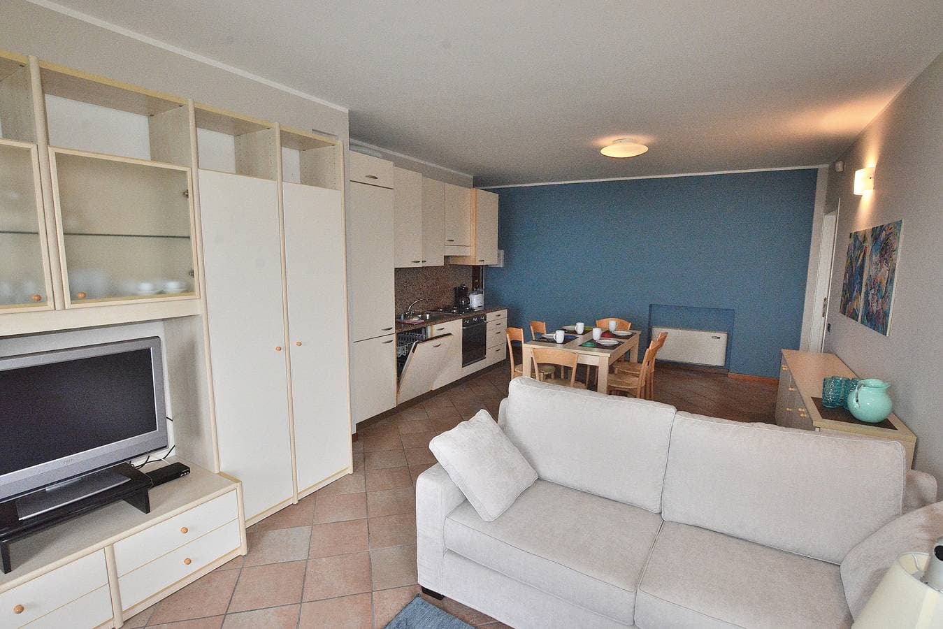 Foto 4 von 28: Apartment Montegolo Four With Pool And Lake View