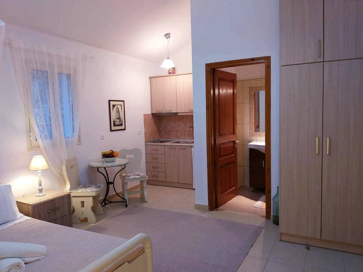 Foto 4 von 12: Studio Apartment