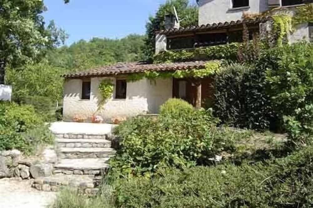 Sehr schönes Haus, Schatten und Sonne, kleiner Pool. 1