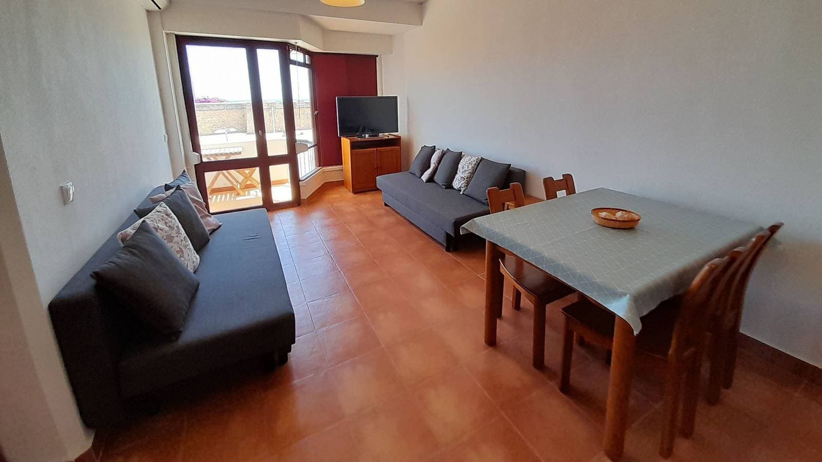 Foto 5 von 25: Ferienwohnung für 4 Personen mit Balkon
