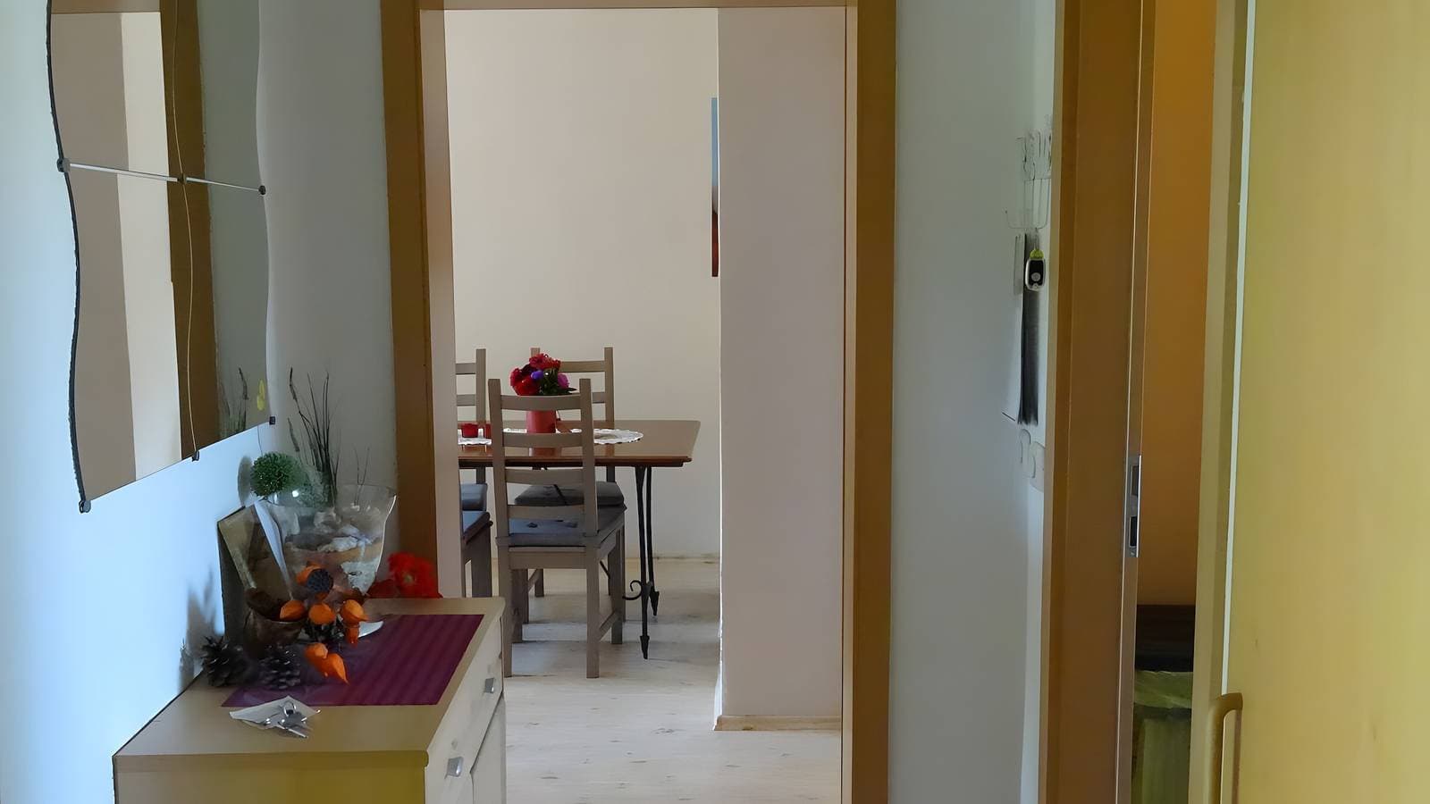 Foto 9 von 22: Apartment „Ferienwohnung für 3 Personen, 60 m²“ mit Balkon und WLAN