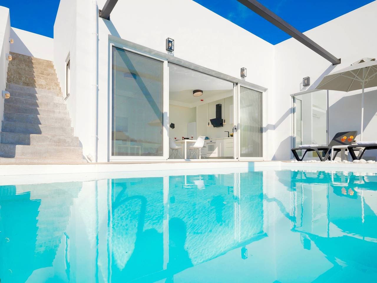 Foto 12 von 17: Villa für 4 Personen mit Terrasse