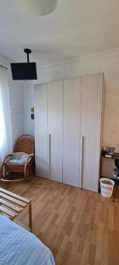 Foto 4 von 8: Economy Double Room