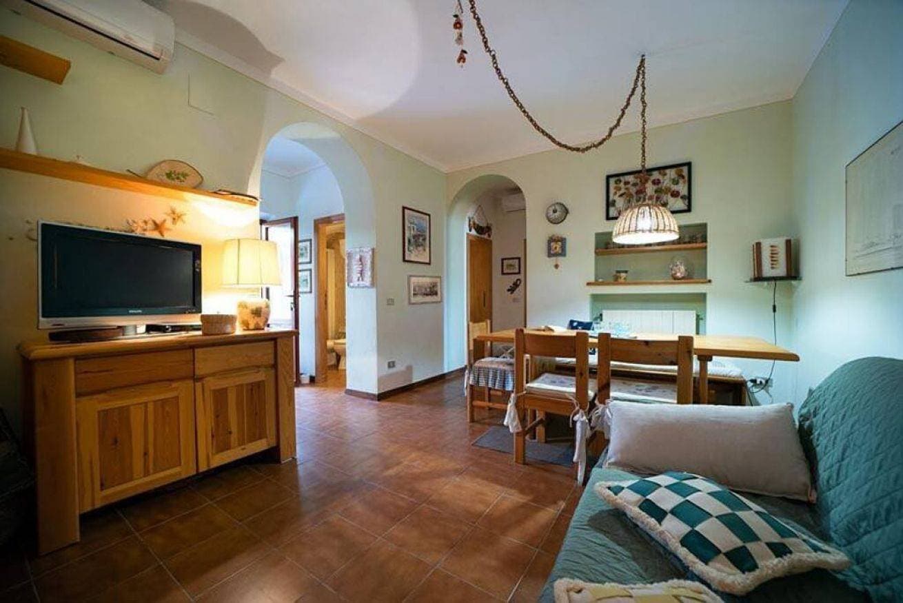 Foto 5 von 18: Pomonte Ferienwohnung mit Meerblick