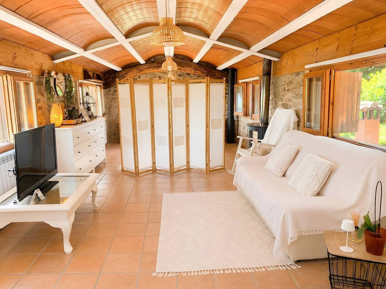 Foto 4 von 13: Les Golfes · Ländliches Loft mit Talblick