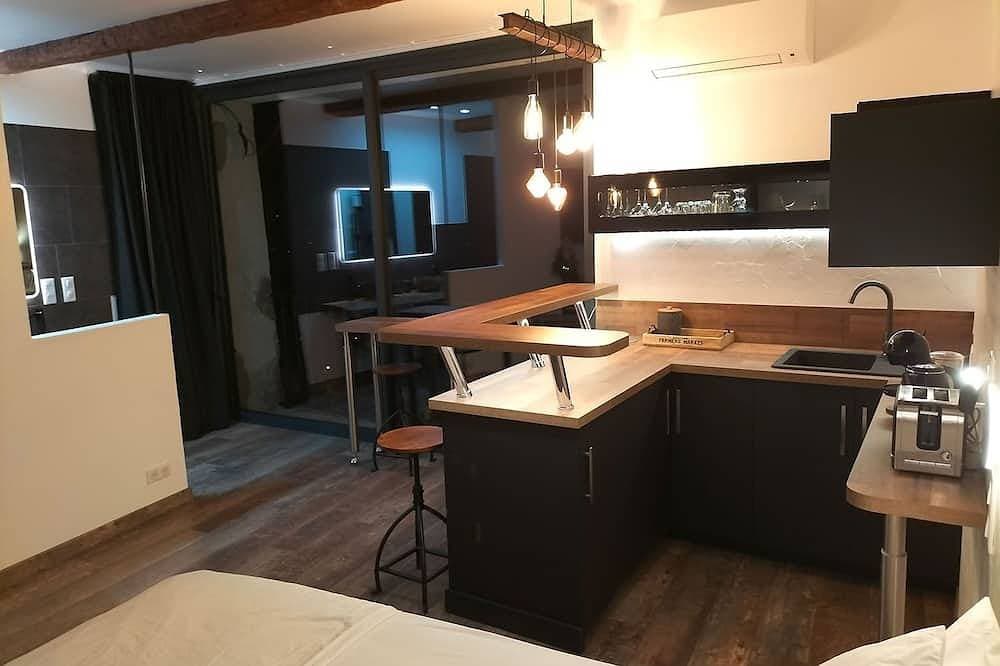 Foto 2 von 17: L'essens Fayence... Suite Avec vue Imprenable