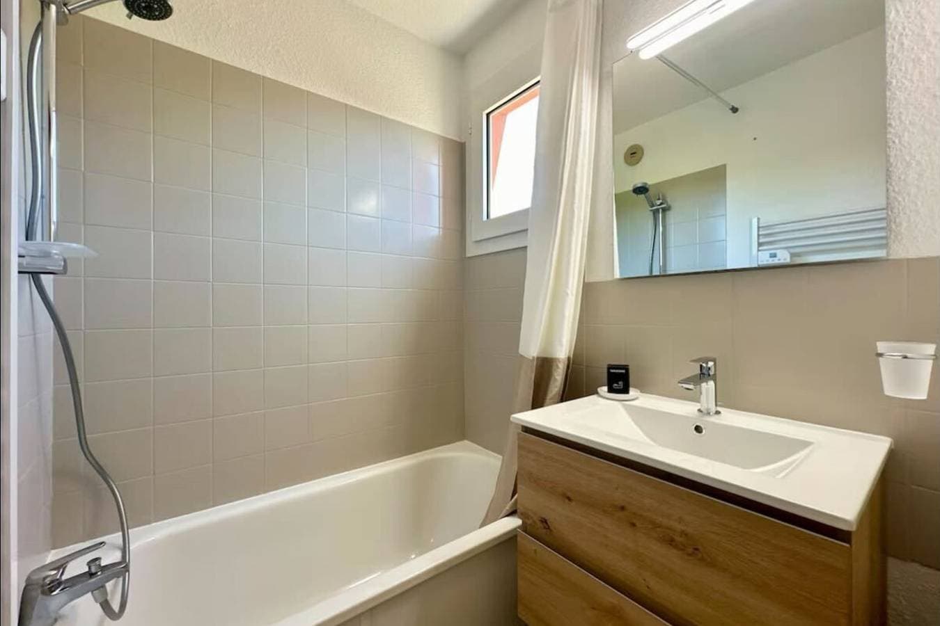 Foto 9 von 22: Ferienwohnung für 4 Personen mit Pool