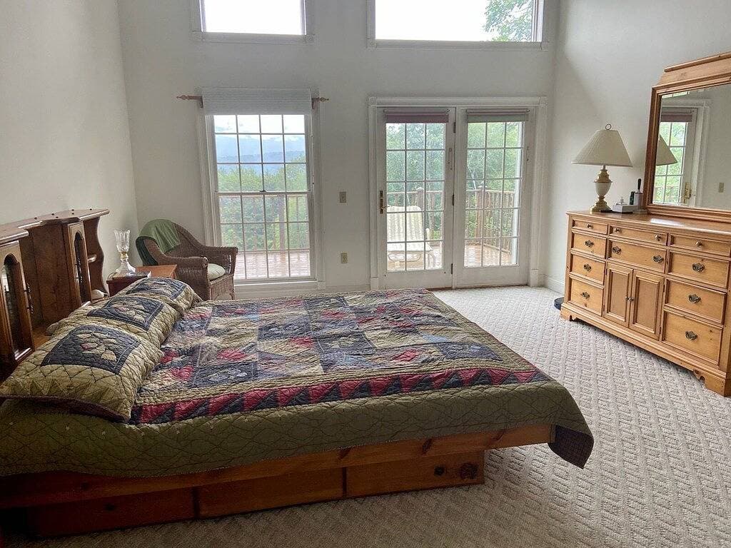 Foto 7 von 28: Private home on 37 acres with stunning mountain views