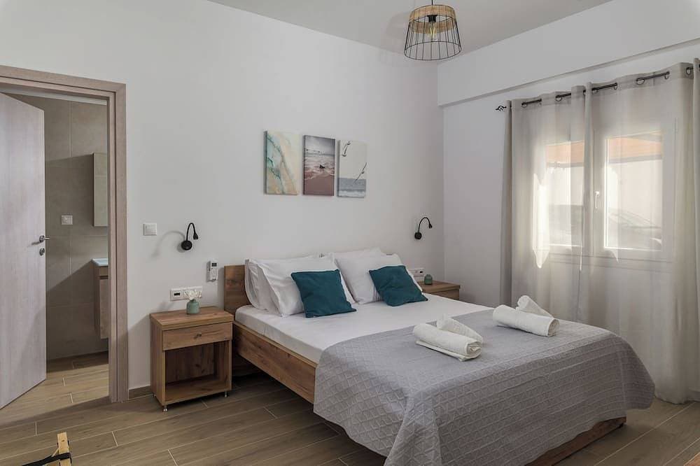 Foto 4 von 25: Windless SeaView Villa, with Pool & Hot Tub