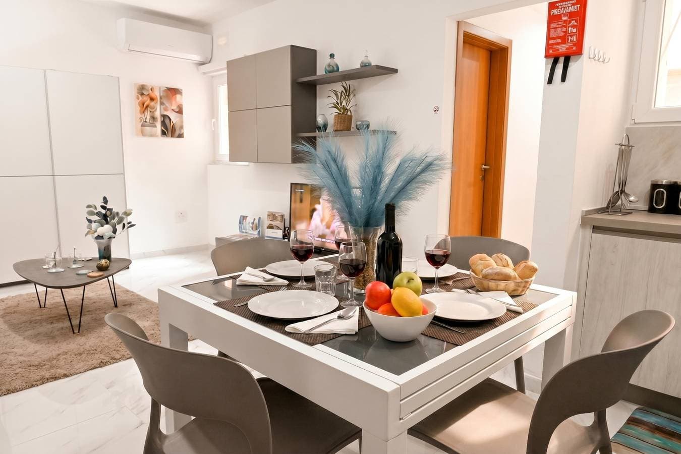 Cosy 2bdr Apart In Bugibba Square 1