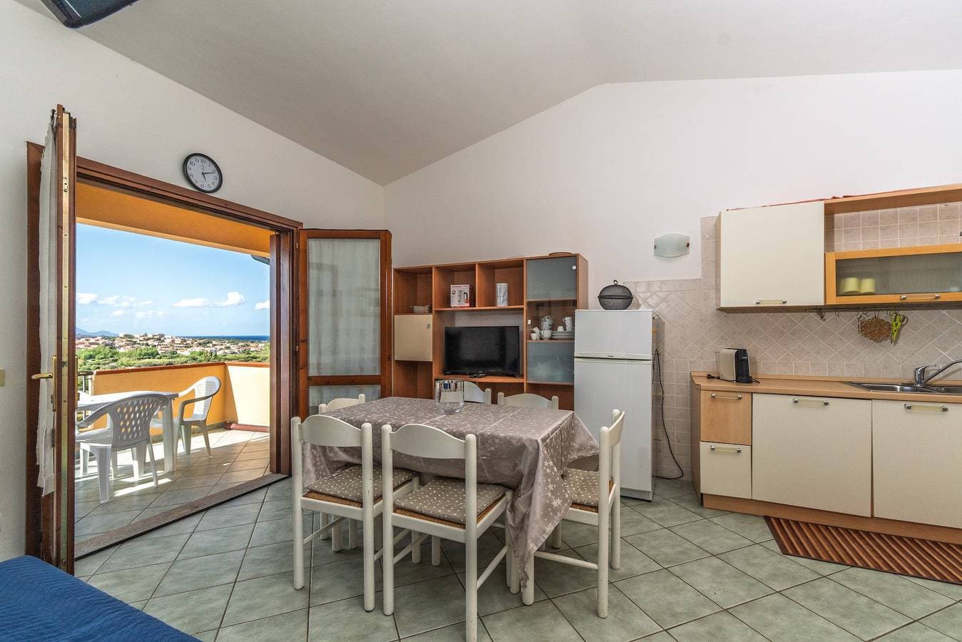Foto 3 von 32: Casa Bel Vedere: Meerblick, private Terrasse und Klimaanlage in Budoni