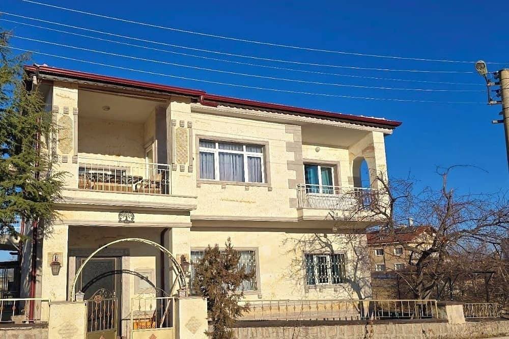 Hibe Dede Hotel Cappadocia 1