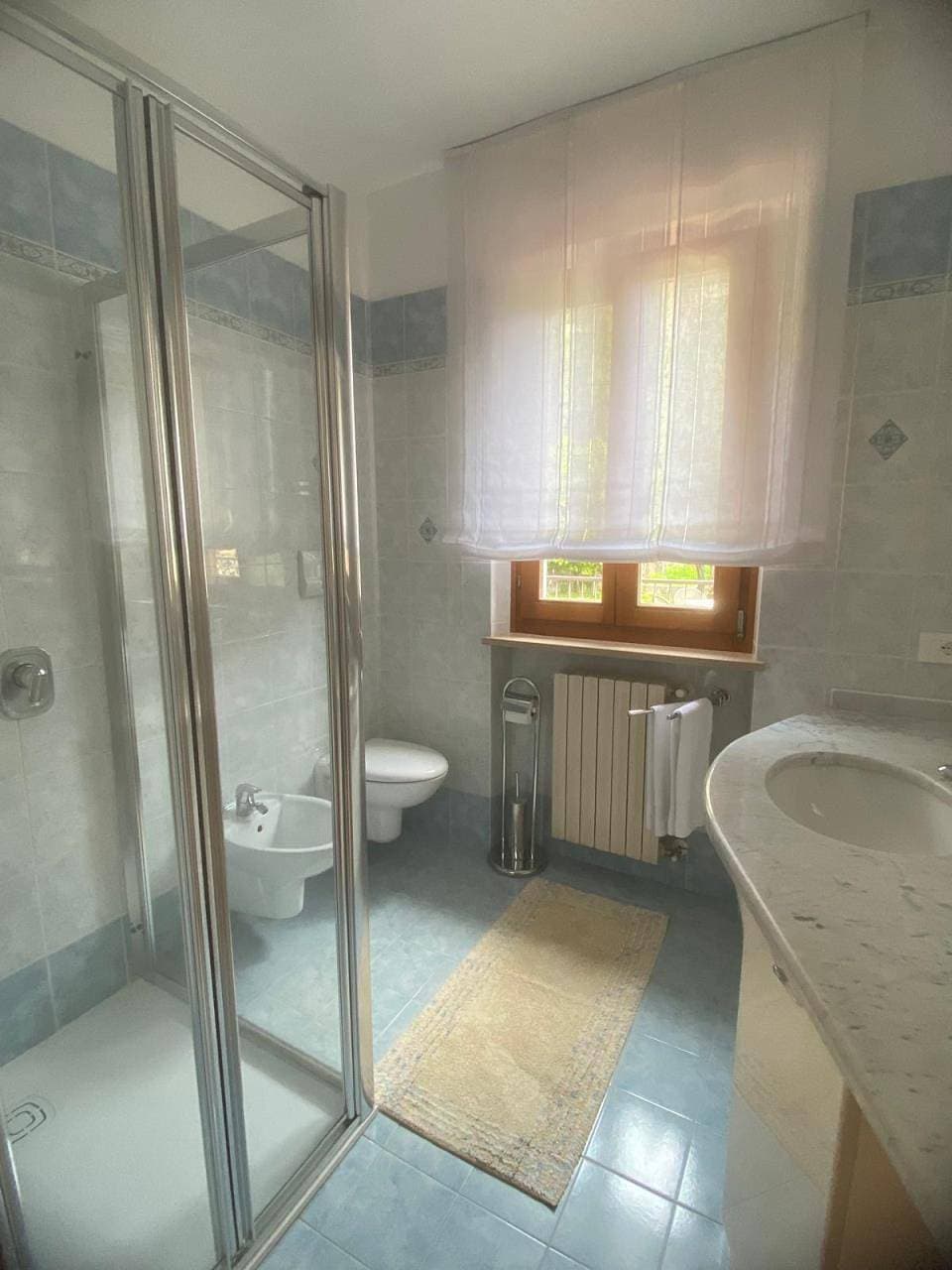 Foto 8 von 24: Residenz Villa Gianna Dreizimmer-Wohnung mit Seeblick für 3 Personen