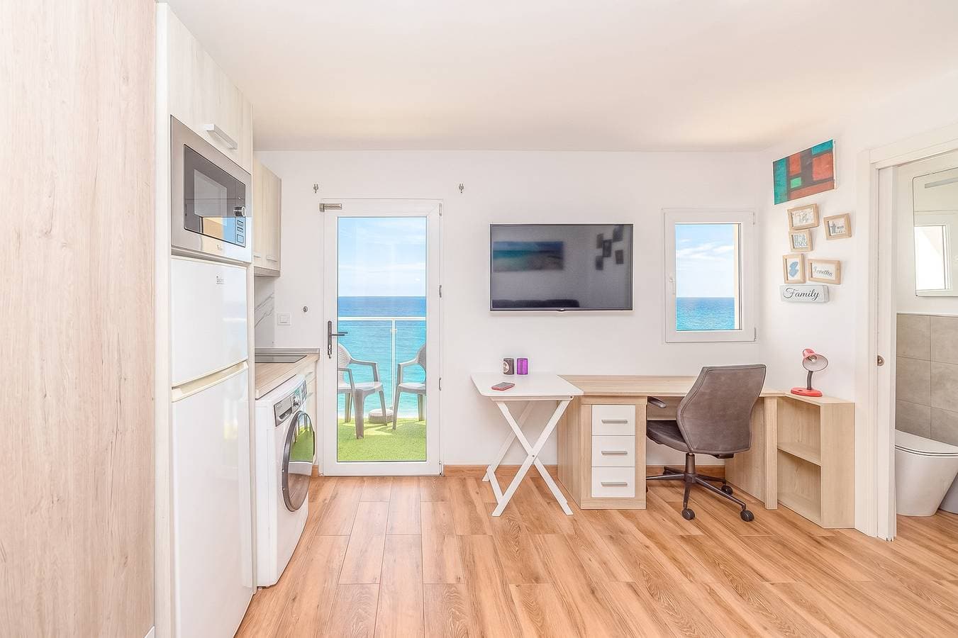 Foto 7 von 18: Presidente Loft - Ocean Views & Natural Pools