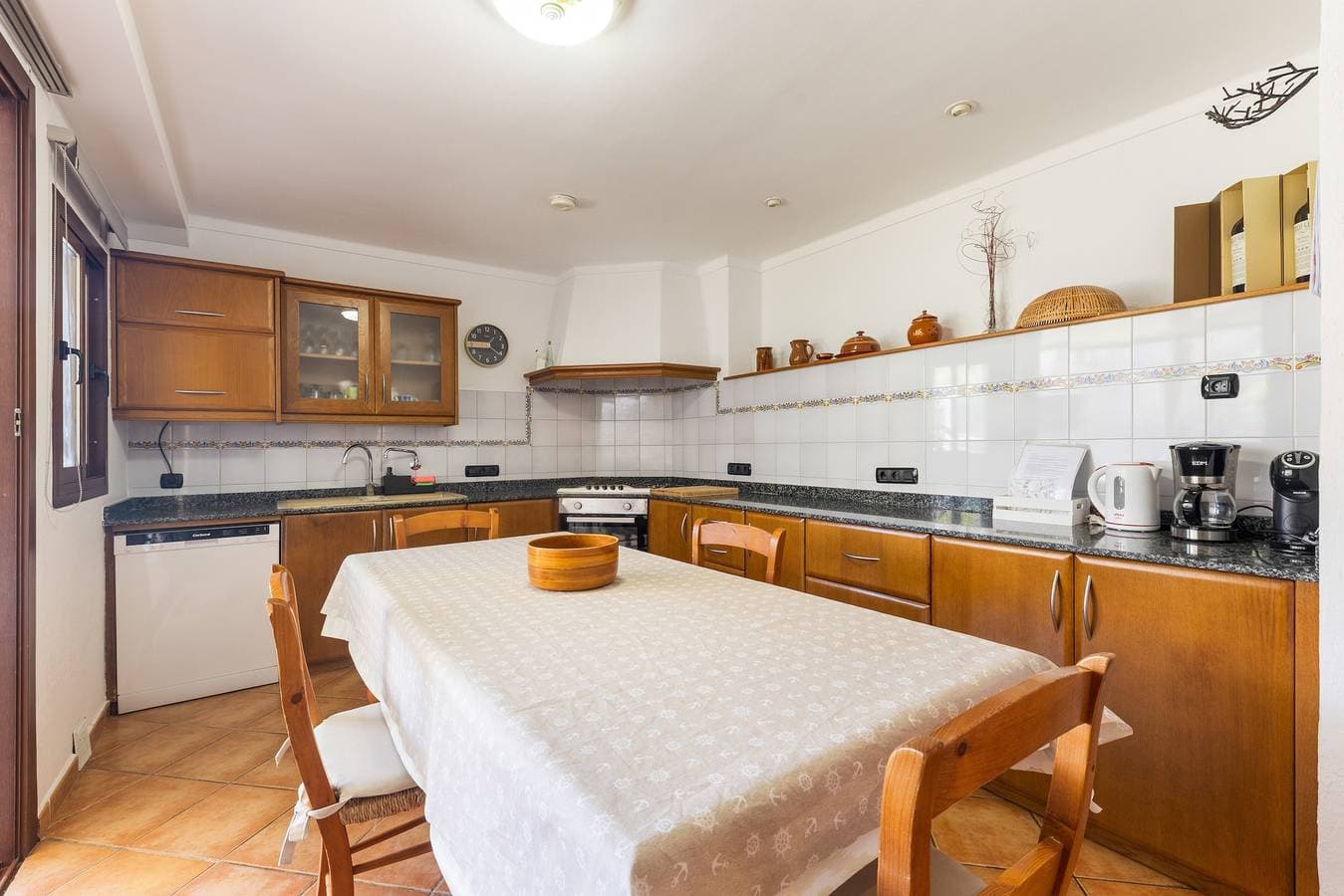 Foto 7 von 34: Ferienhaus „Horta Den Menut“ mit Bergblick, Pool, WLAN, Garten und Terrasse
