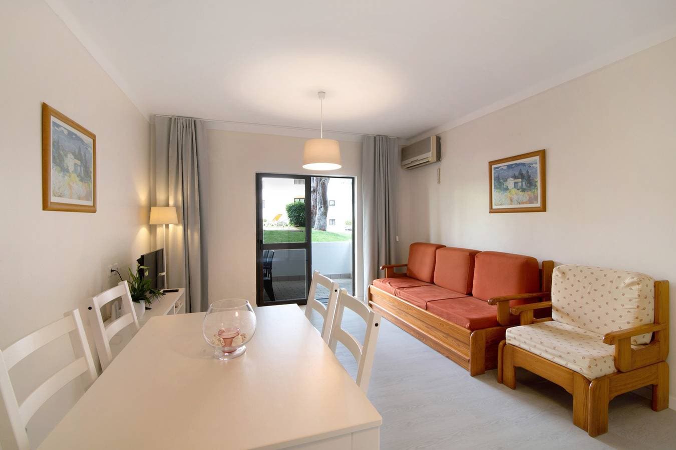 Foto 4 von 24: Ferienwohnung 'Jardins da Falésia' mit Pool, Terrasse und WLAN