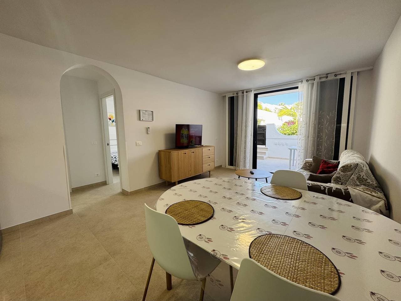 Foto 8 von 31: Ferienwohnung für 3 Personen mit Pool