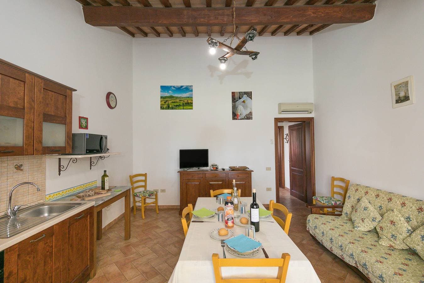 Foto 7 von 27: Bauernhof "Il Pino - Tiglio" mit Gemeinschaftspool, privater Terrasse und WLAN