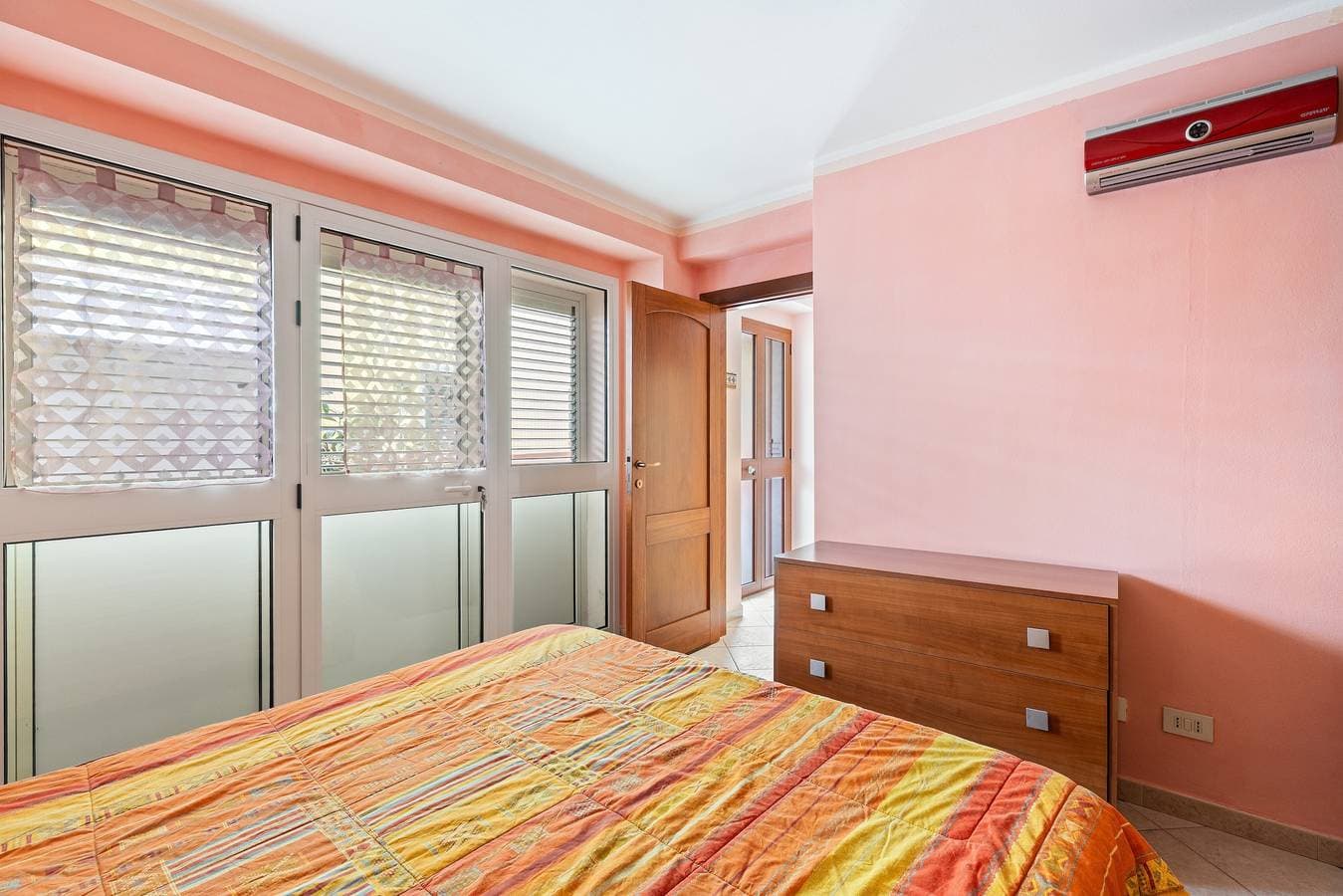 Foto 12 von 27: Ferienwohnung 'Casa Anna - Bosa' mit Klimaanlage