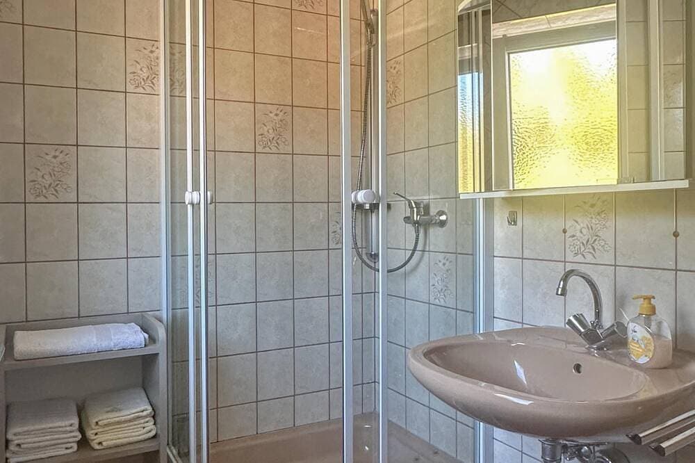 Foto 5 von 18: Ferienhaus im Thüringer Wald mit großem Garten