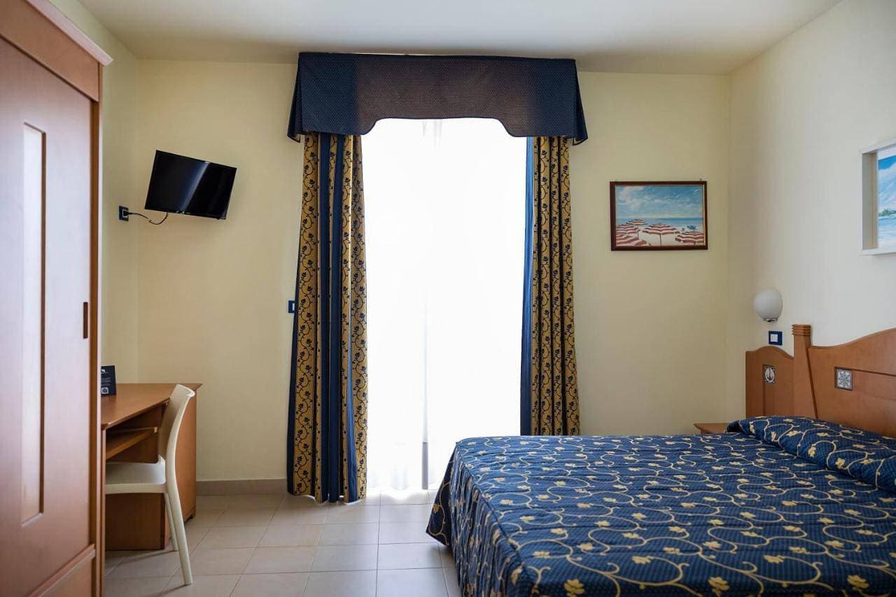Foto 7 von 14: Standard Double or Twin Room