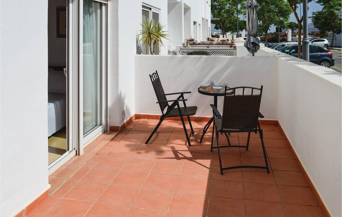 Foto 7 von 21: Gemütlicher Rückzugsort: 64 Quadratmeter großes Apartment mit Pool, Terrasse und Internet