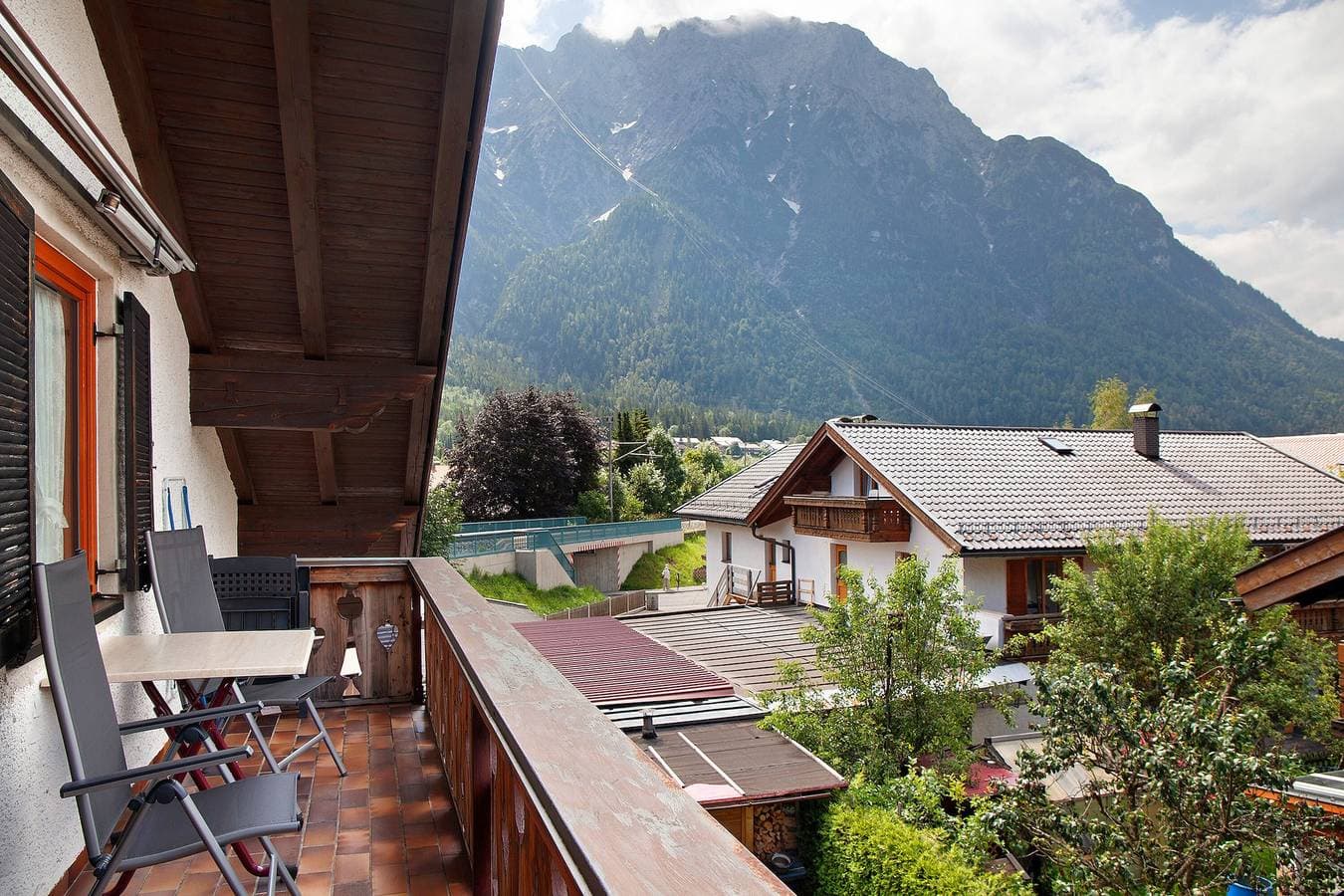 Foto 2 von 28: Ferienwohnung 'Brunnsteinnest' mit Bergblick, Balkon und WLAN
