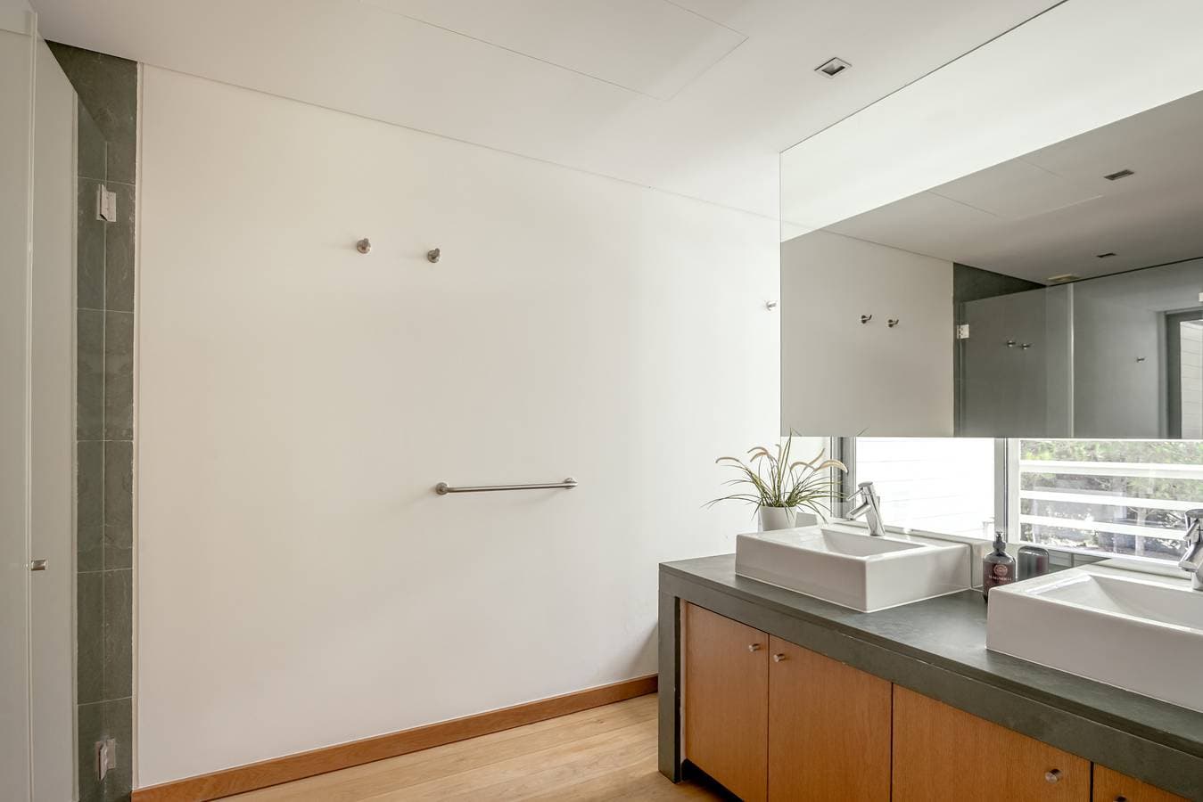 Foto 9 von 40: Villa für 4 Personen mit Balkon