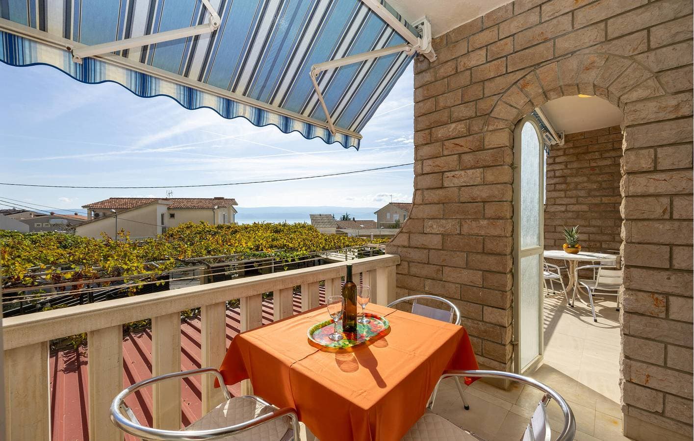 Foto 7 von 30: Apartment mit Meerblick, Pool und Terrasse, 1,5 km vom Strand entfernt