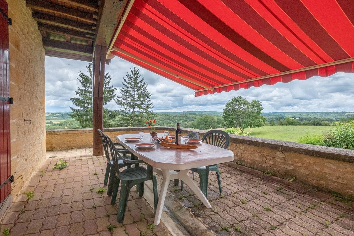 Foto 4 von 28: Ferienhaus „Panissal – Familienfreundlich für 4 Personen“ mit privater Terrasse
