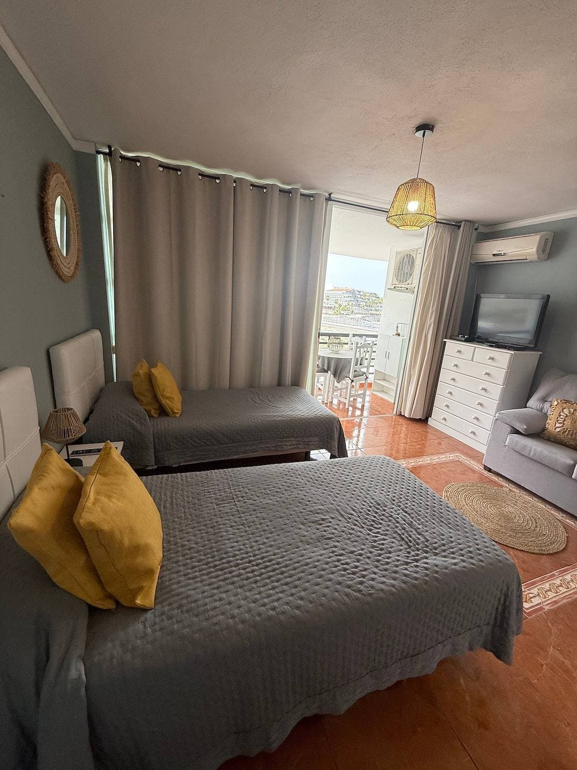 Foto 12 von 14: Ferienwohnung 'Sol Y Playa' mit privater Terrasse, WLAN und Klimaanlage