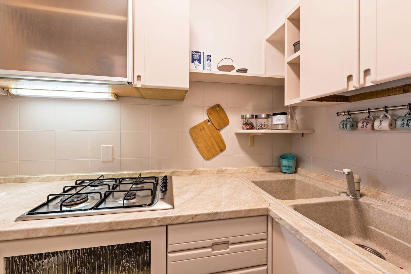 Foto 9 von 29: Schöne Ferienwohnung "Lola Home Brenzone" mit Blick auf den See und die Berge