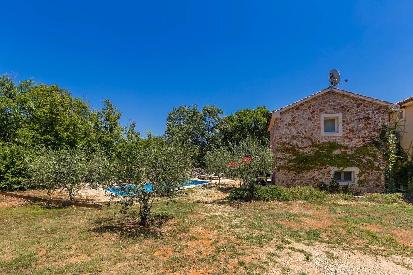 Foto 3 von 64: Ferienhaus Alyssa mit pool auf der Insel Krk, 3km vom Sandstrand