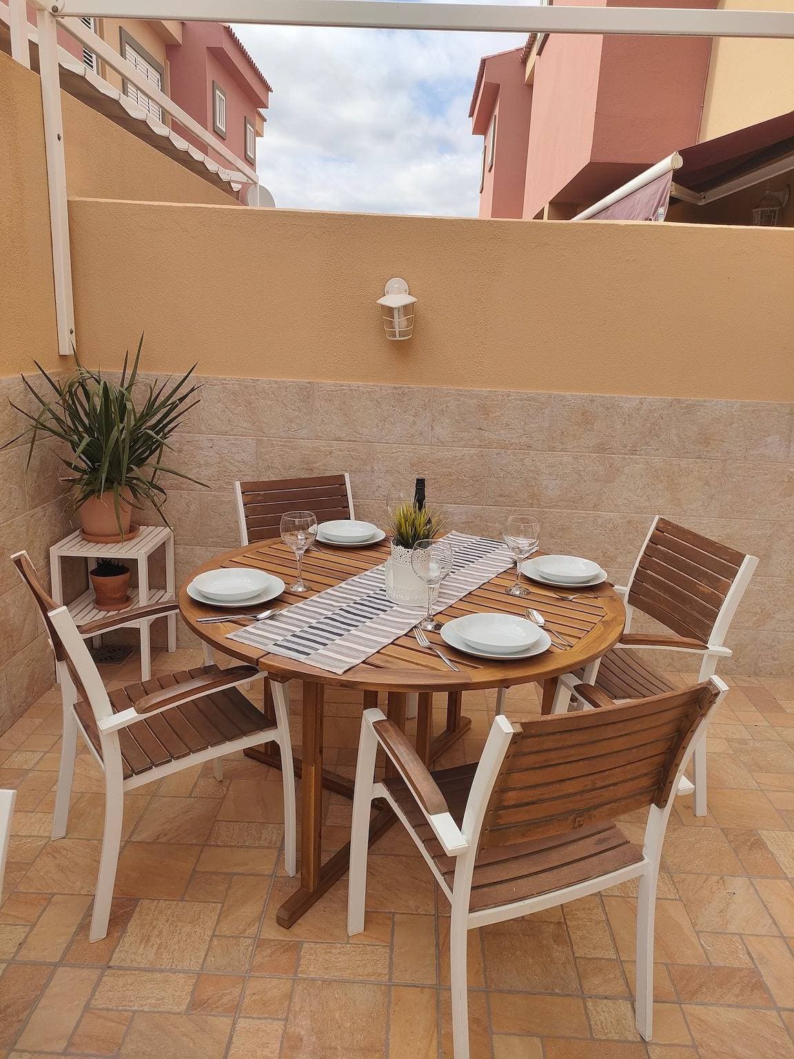 Foto 5 von 27: Ferienhaus 'Las Velas 37' mit Gemeinschaftspool und WLAN