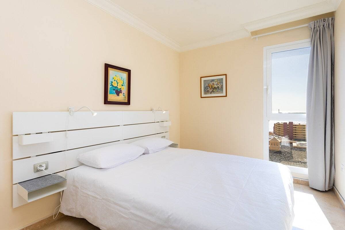 Foto 4 von 40: Ferienwohnung für 4 Personen mit Pool