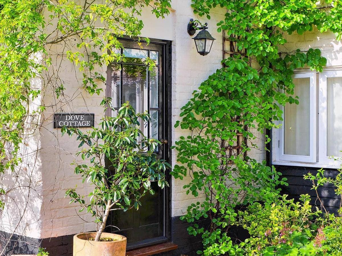 Dove Cottage 1