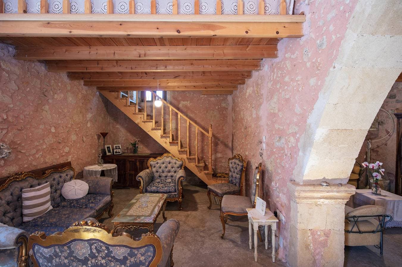 Foto 5 von 45: Villa für 6 Personen mit Terrasse