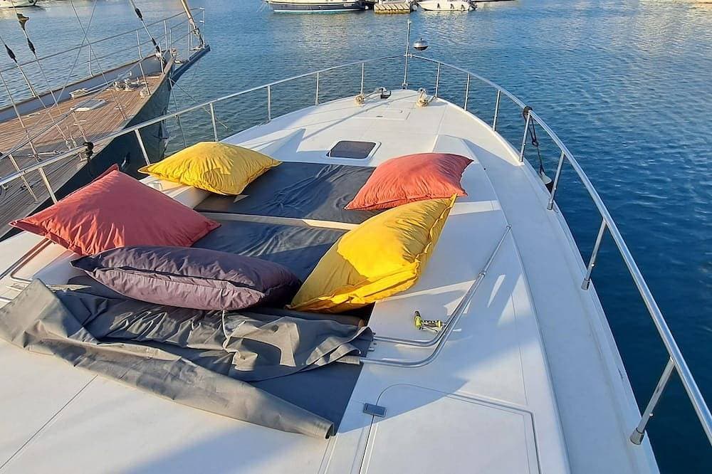 Foto 6 von 8: Yacht Dans la Baie de St Tropez