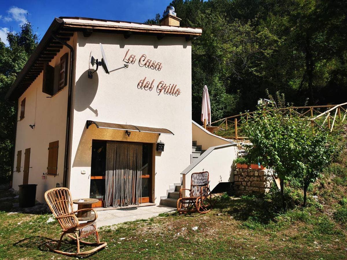 LA CASA DEL GRILLO - Valle del Menotre - Rasiglia 1
