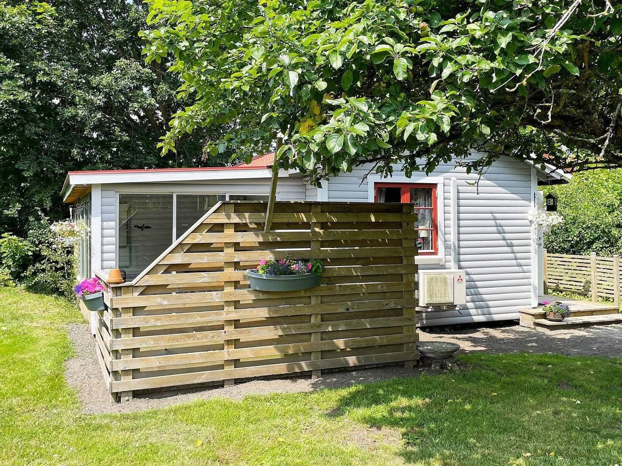 4 Sterne Ferienhaus in Mörrum 1