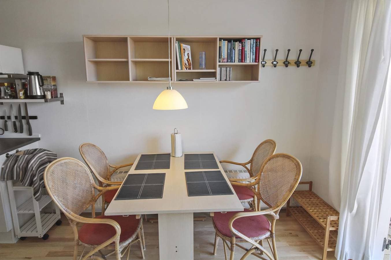 Foto 7 von 17: Nice apartment in Aakirkeby w/ 2 Bedrooms and Outdoor swimming pool
