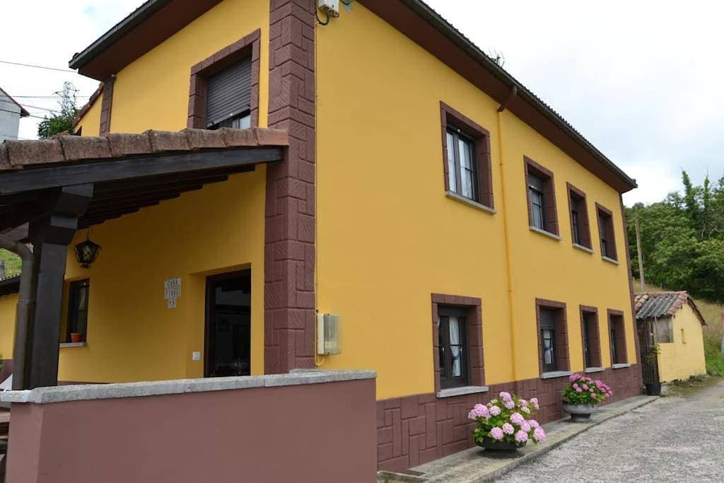 Foto 4 von 48: Four-Bedroom House