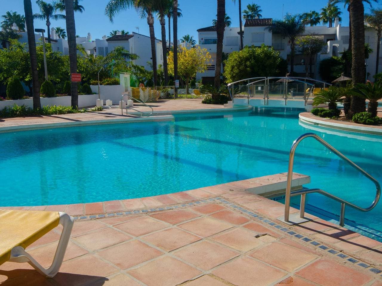 Geräumige Wohnung in Estepona mit WiFi und Parkplatz 1