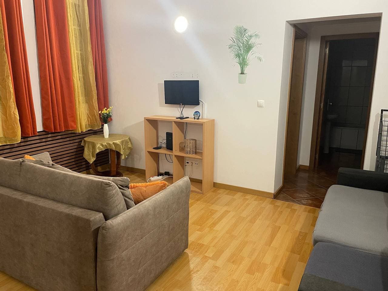 Foto 2 von 10: Ferienwohnung 'Centro De Furnas T1' mit Wi-Fi
