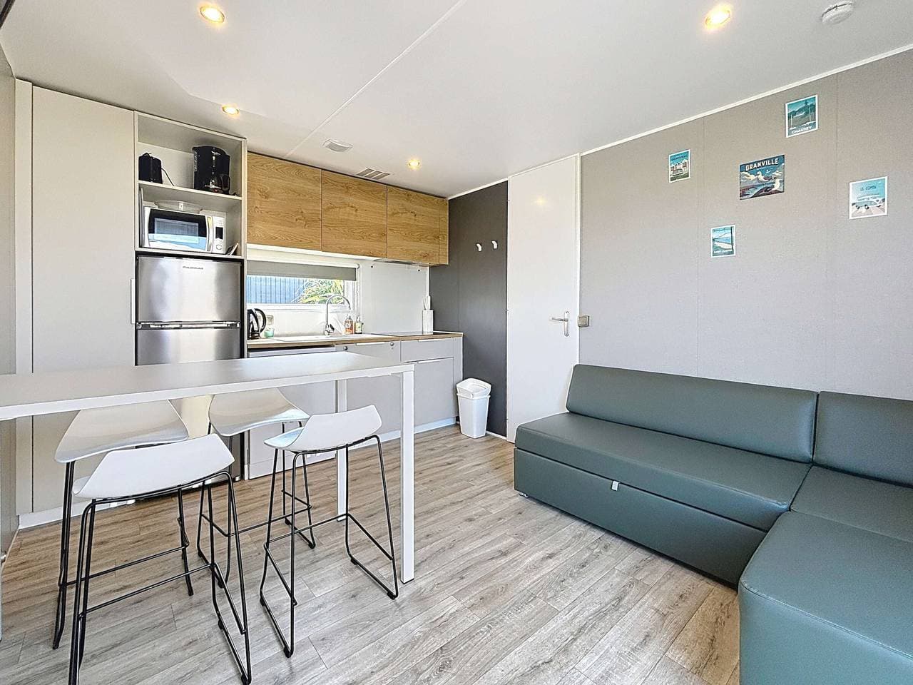 Foto 7 von 22: Mobil-Home Grand Confort, 4 Pers., 2 Ch., 2 SdB, Piscine Chauffée & Proche Mer