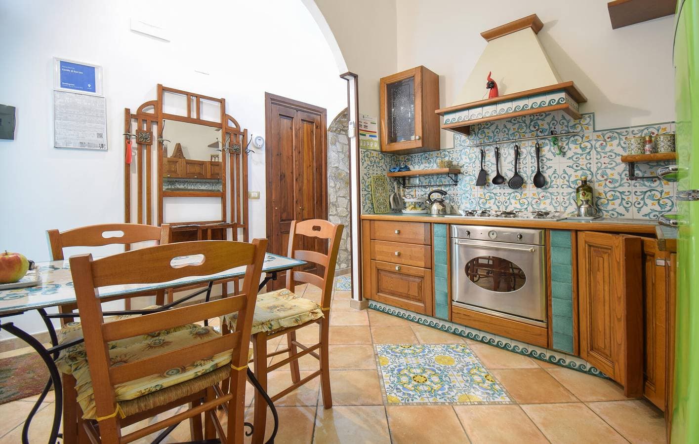 Foto 4 von 19: Gemütliche Strandwohnung mit WiFi & AC 2km von Spiaggia della Carrubina