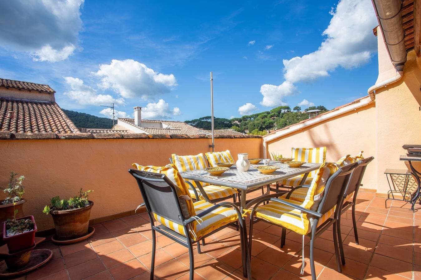Foto 2 von 23: Ferienhaus 'Collo' mit Bergblick, privater Terrasse und WLAN